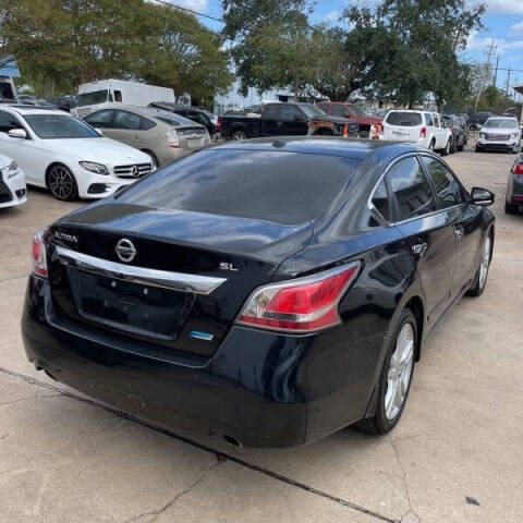 2014 Nissan Altima for sale at Green Light Auto in Bridgeton, NJ