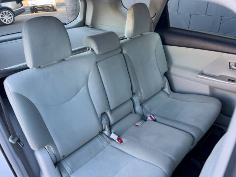 2014 Toyota Prius v Three