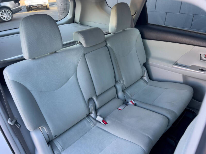 2014 Toyota Prius v Three