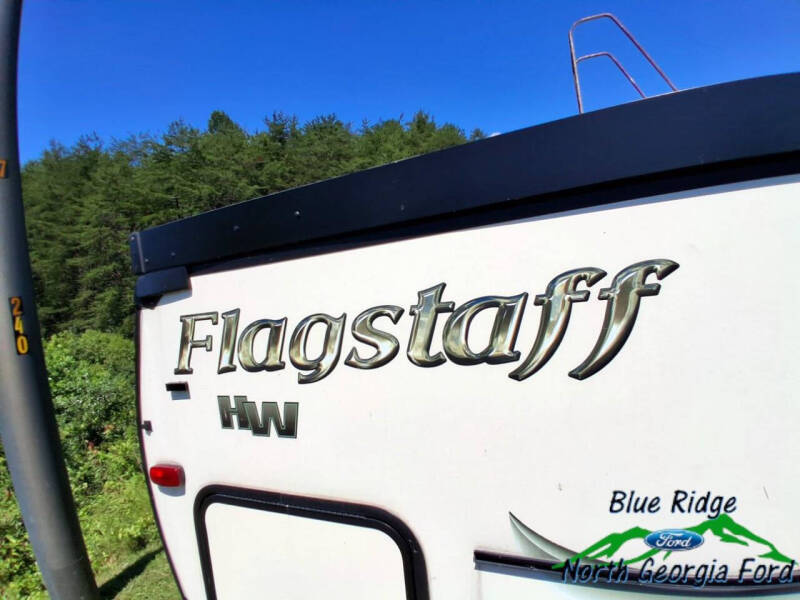 2017 Flagstaff M-21TBHW