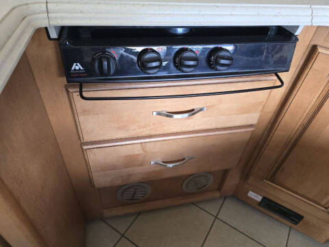 2013 Winnebago Journey