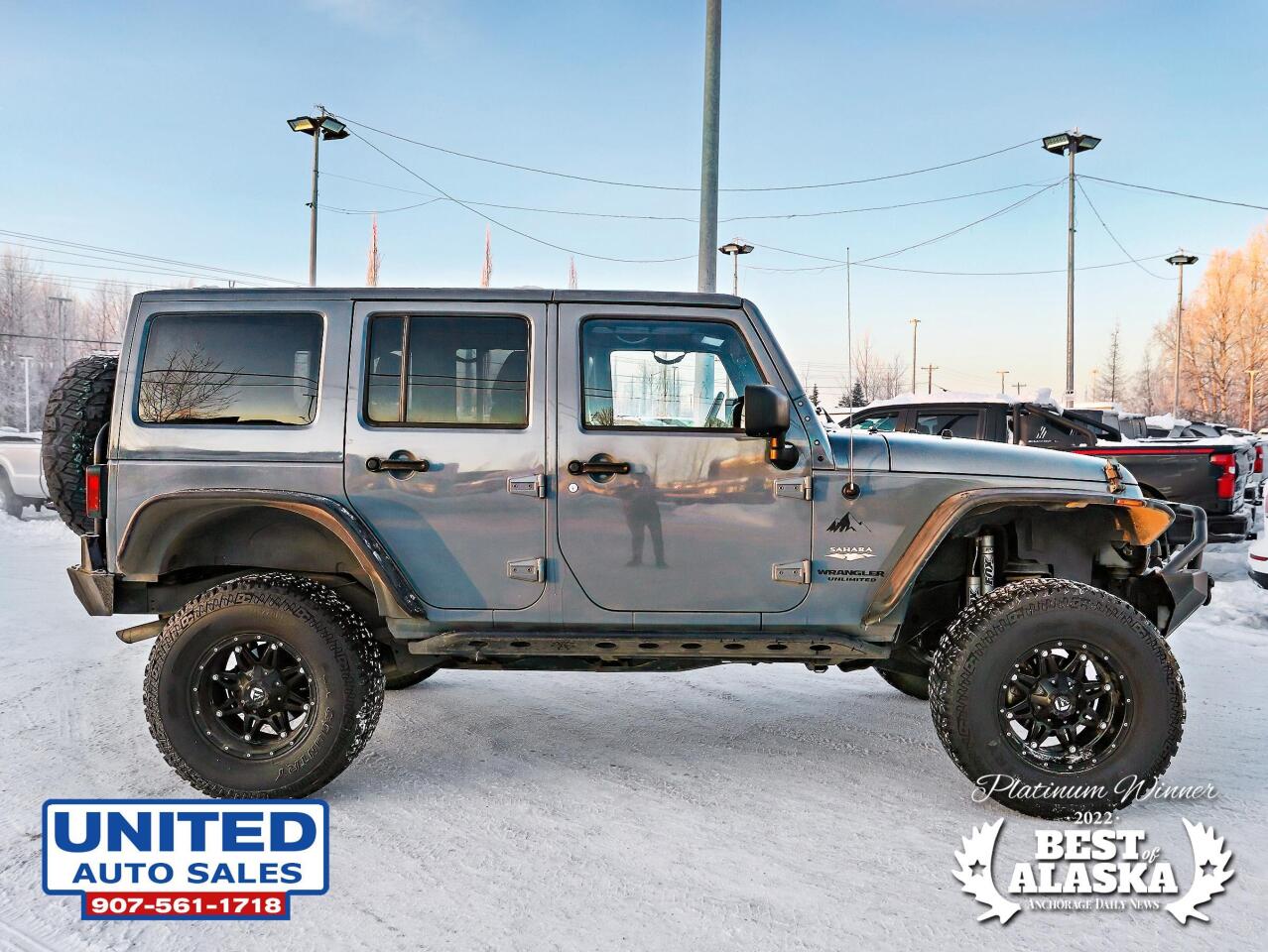 2015 Jeep Wrangler Unlimited Unlimited Sahara Sport Utility 4D 9