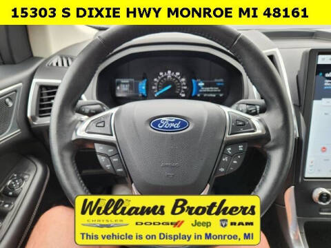 2024 Ford Edge Titanium