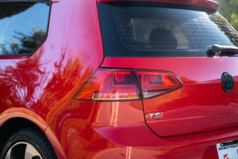 2015 Volkswagen Golf TSI S