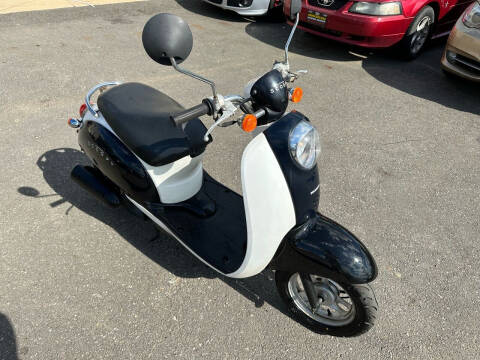 1997 Honda scoopy for sale at Virginia Auto Mall - JDM in Woodford VA