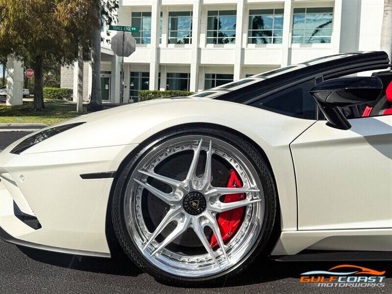 2018 Lamborghini Aventador LP 740-4 S