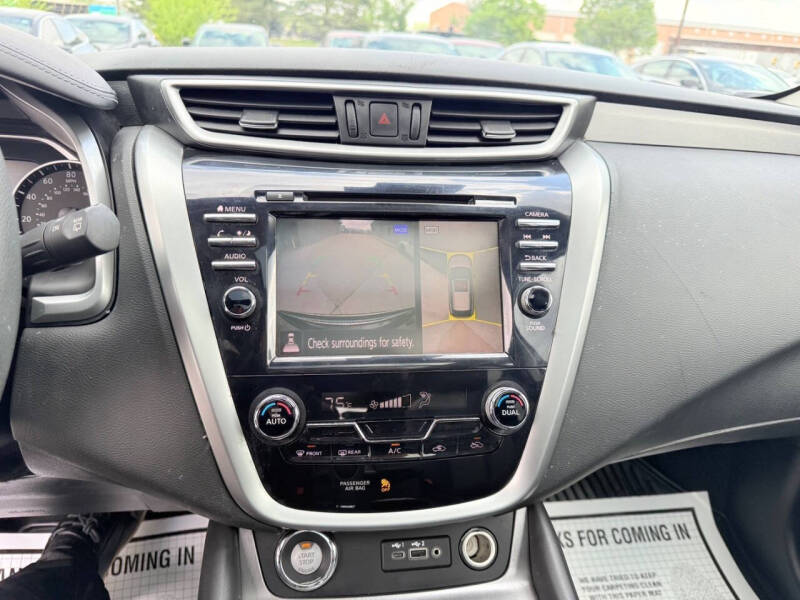 2022 Nissan Murano SL