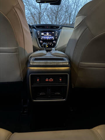 2023 Nissan Murano SL