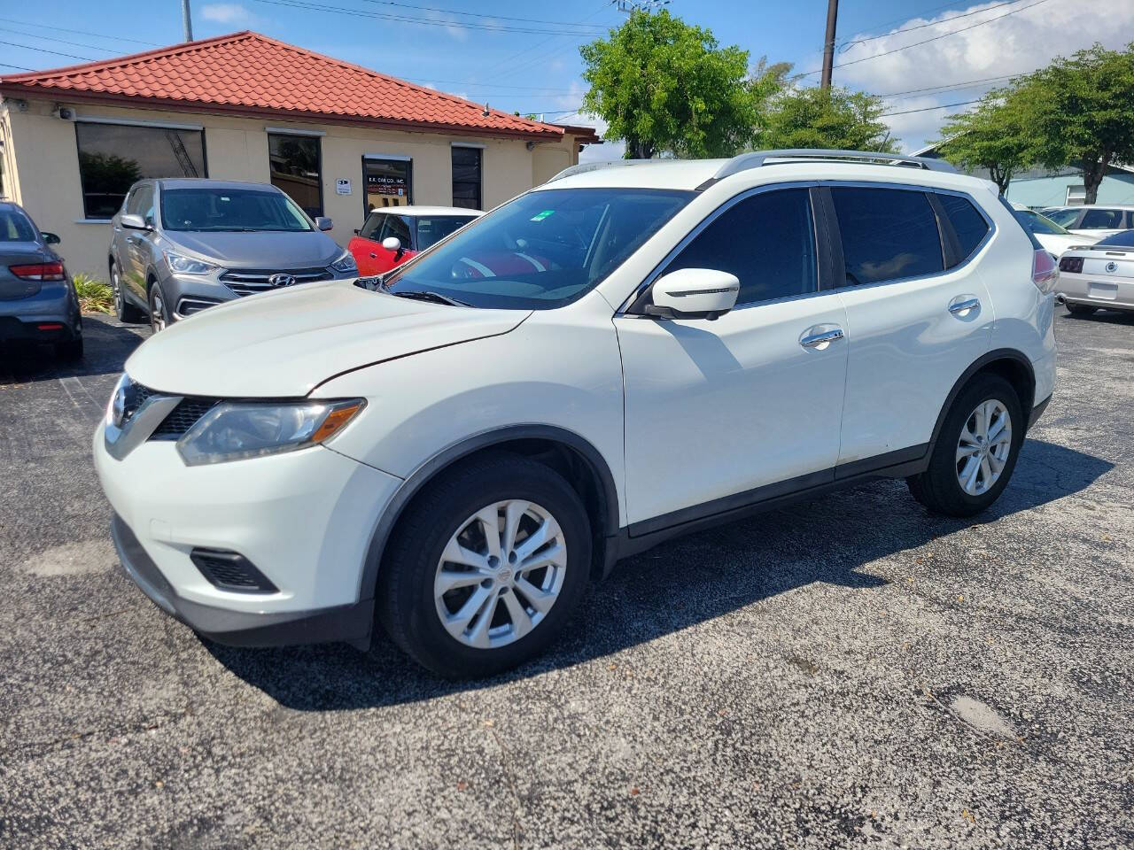 2016 Nissan Rogue - $8,995