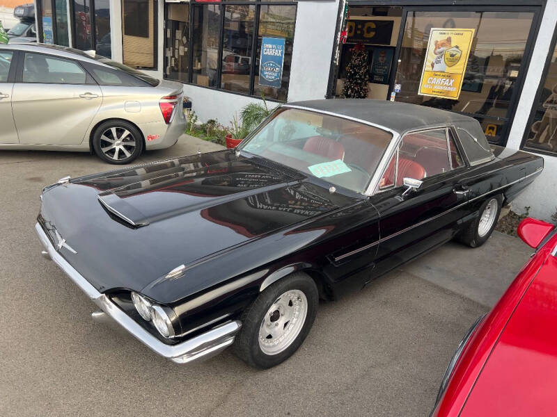 1965 Ford Thunderbird