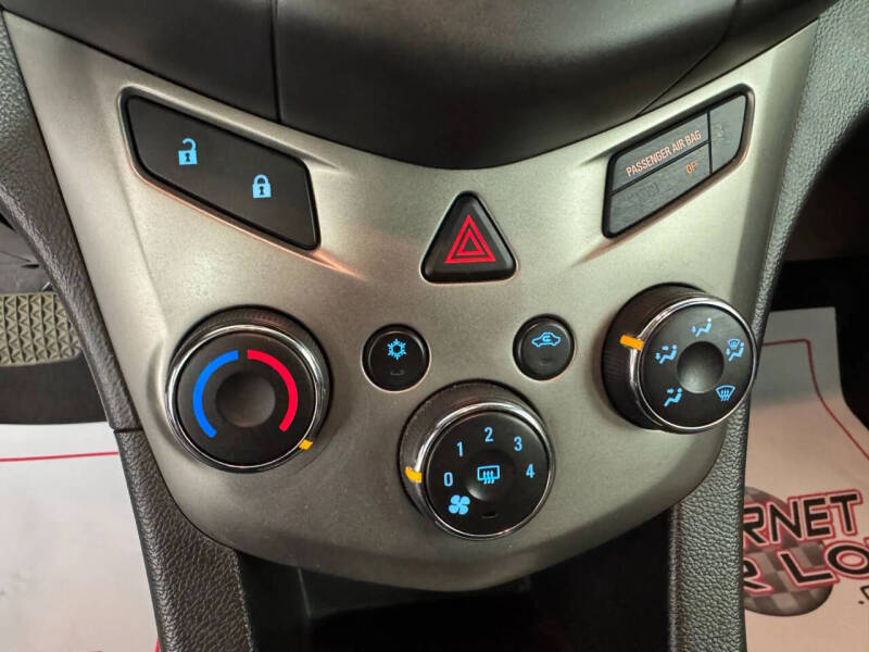 2012 Chevrolet Sonic LS