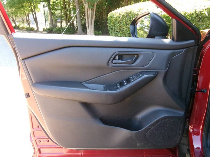 2024 Nissan Rogue S