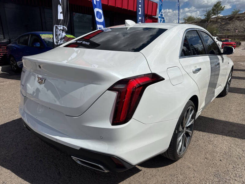 2023 Cadillac CT4 Luxury