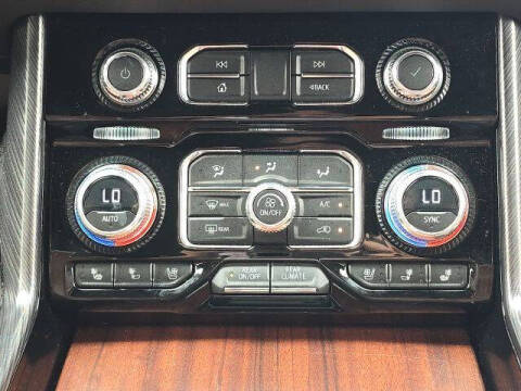 2023 GMC Yukon XL Denali Ultimate