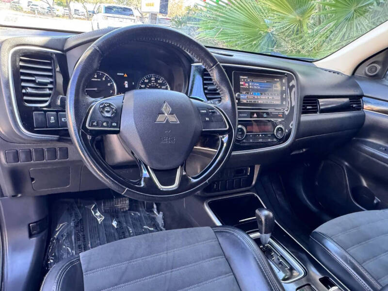2019 Mitsubishi Outlander