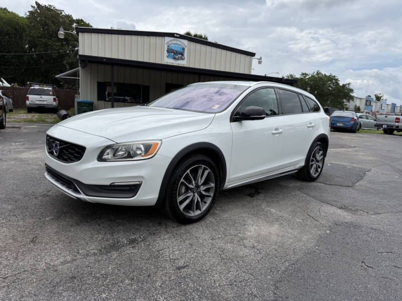 2016 Volvo V60 T5 Cross Country AWD's photo