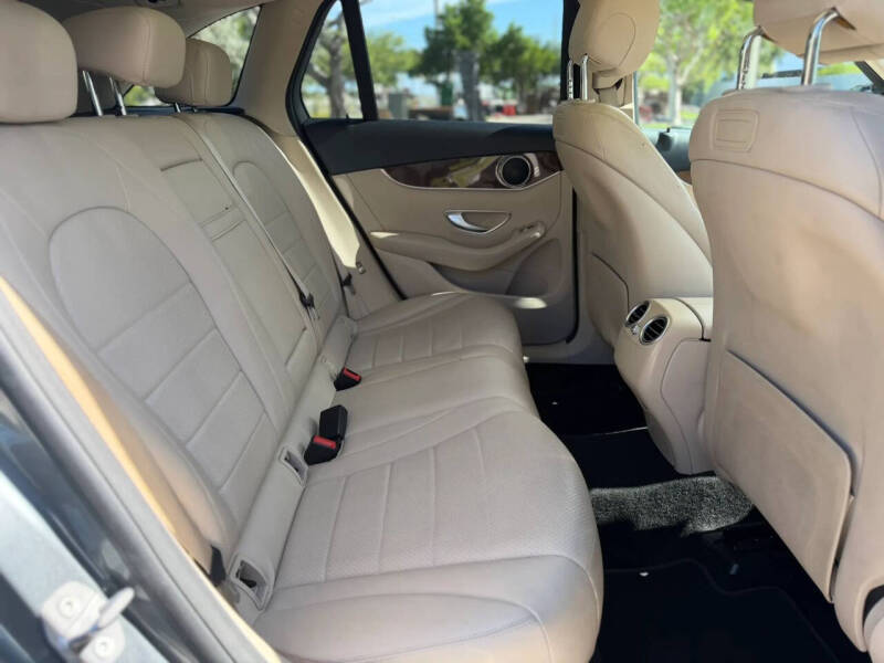 2018 Mercedes-Benz GLC GLC 300
