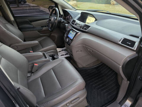 2015 Honda Odyssey Touring Elite