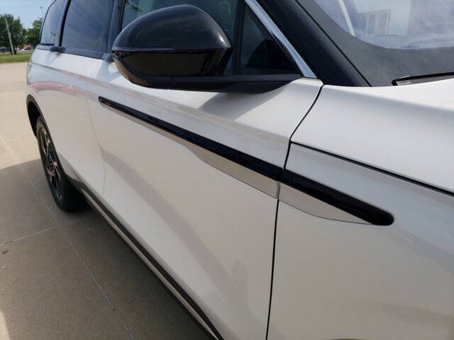 2025 Lincoln Nautilus Hybrid Premiere