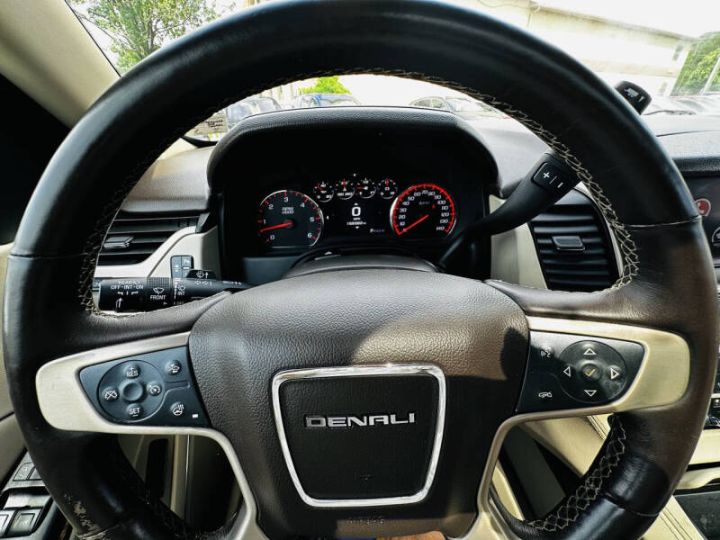 2016 GMC Yukon XL Denali