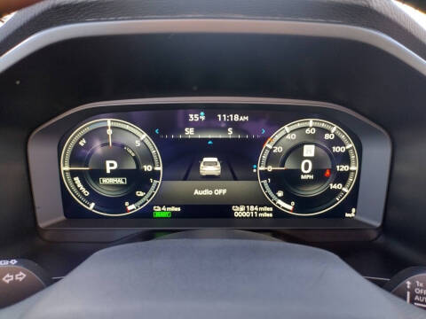 2025 Mitsubishi Outlander PHEV SE