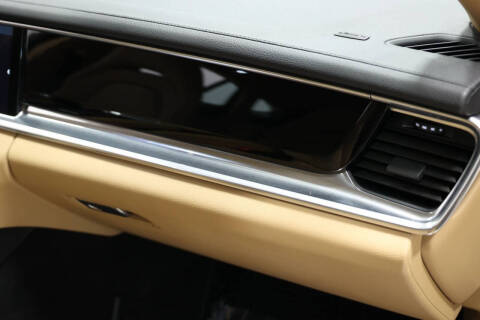 2018 Porsche Panamera