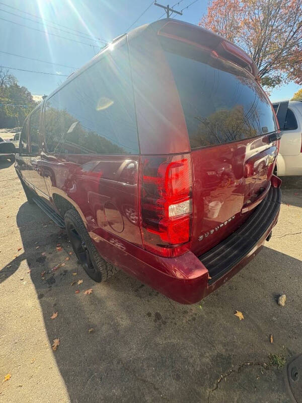 2011 Chevrolet Suburban LT