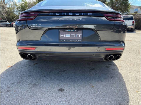 2017 Porsche Panamera 4S
