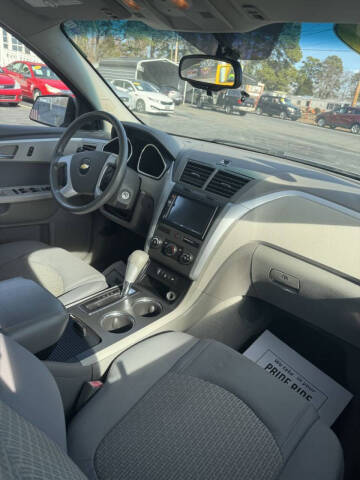 2012 Chevrolet Traverse LS