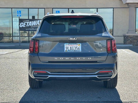 2021 Kia Sorento S