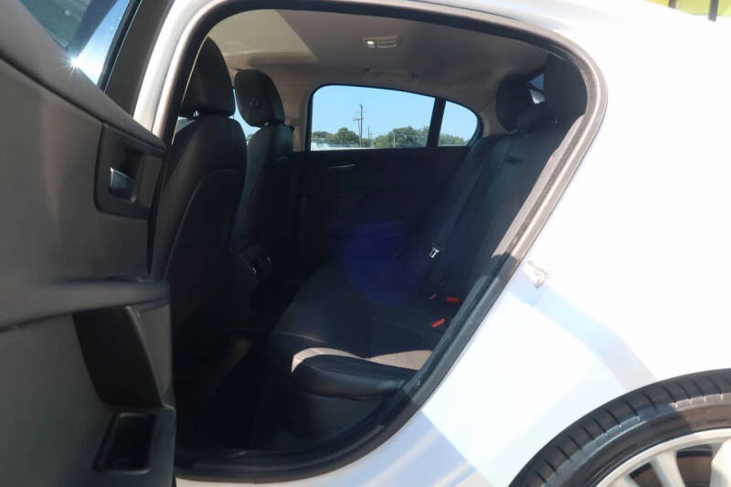 2017 Jaguar XE 35t First Edition