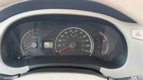 2013 Toyota Sienna LE 8-Passenger