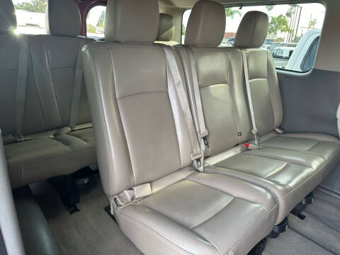 2016 Nissan NV 3500 HD SL