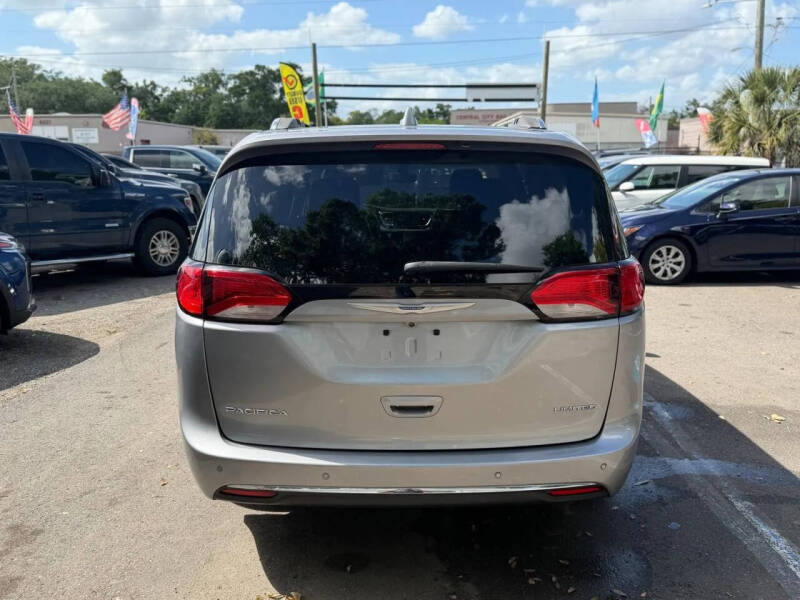 2018 Chrysler Pacifica Limited
