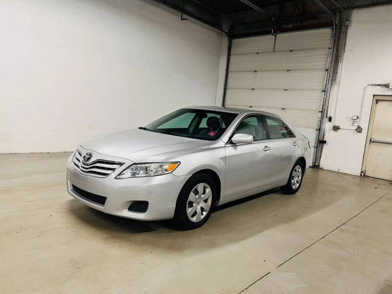 2011 Toyota Camry for sale at Dream Motorworks in Addison IL