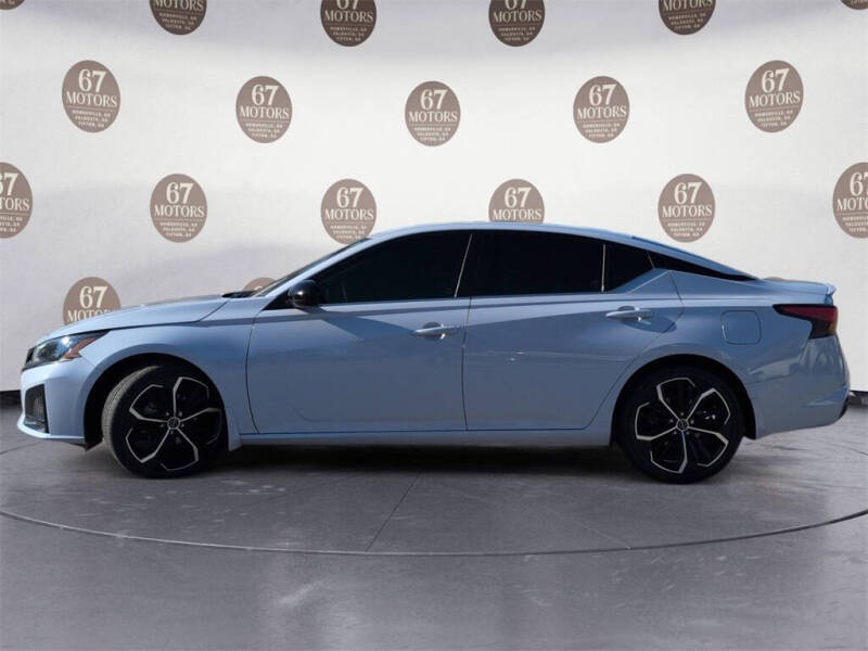 2023 Nissan Altima 2.5 SR