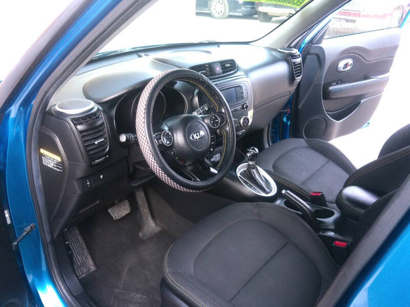 2016 Kia Soul +