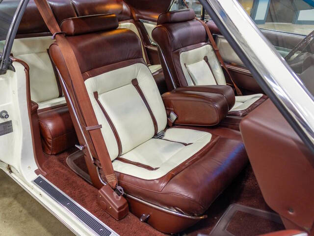 1977 Lincoln Mark V