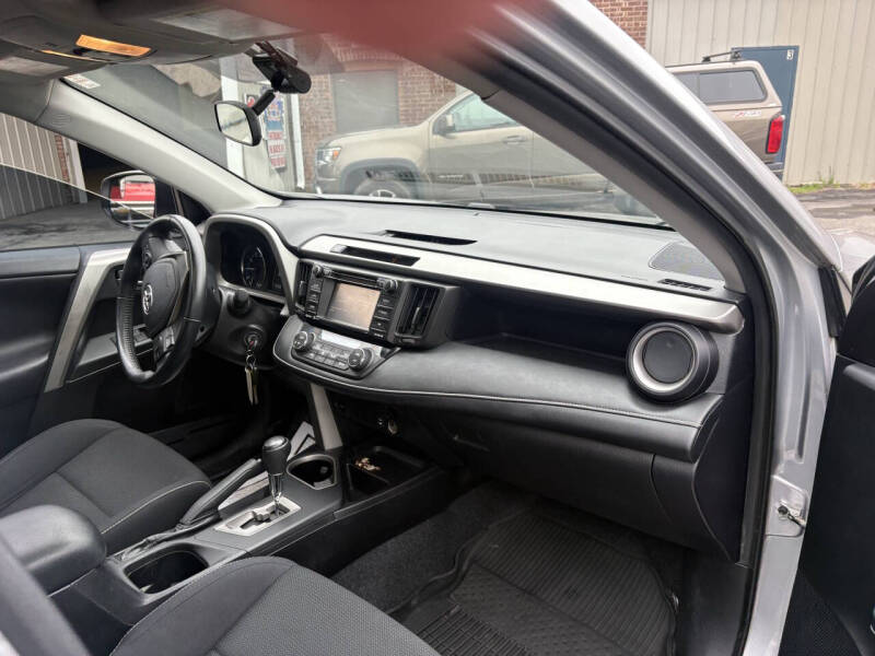 2016 Toyota RAV4 XLE