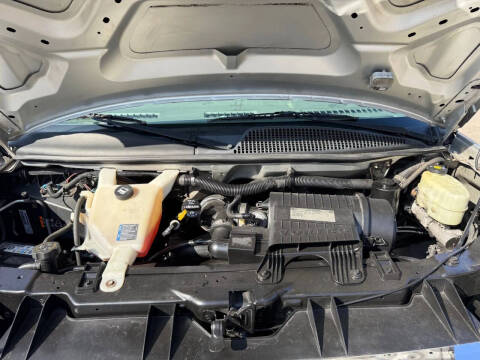 2015 GMC Savana LT 3500