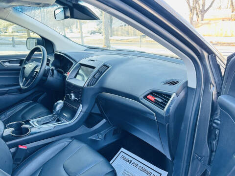 2018 Ford Edge Titanium
