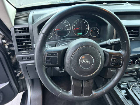 2012 Jeep Liberty Latitude