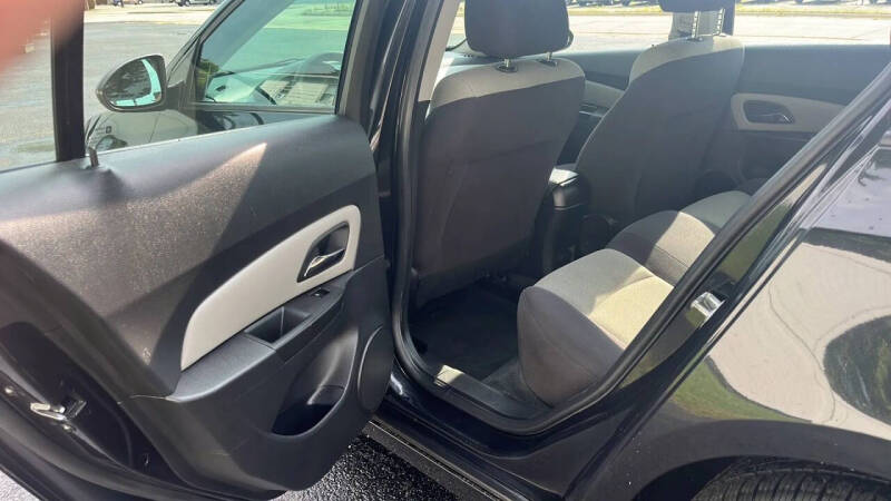 2013 Chevrolet Cruze LS Auto