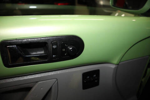 2003 Volkswagen New Beetle GL