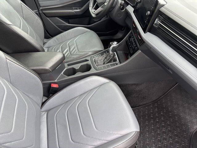 2025 Volkswagen Jetta SEL