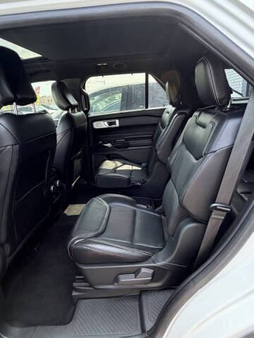 2021 Ford Explorer ST