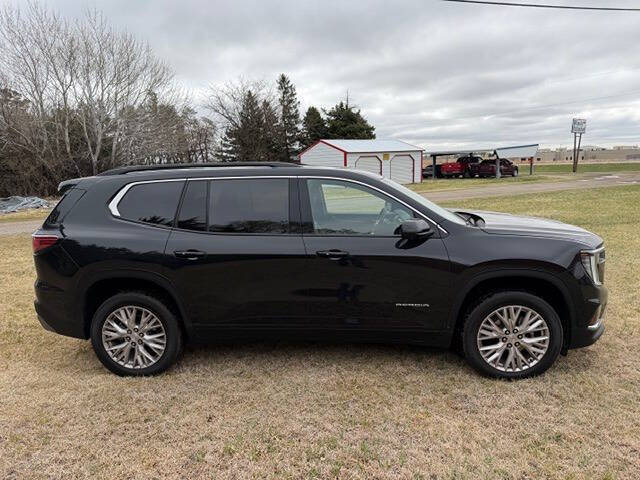 2024 GMC Acadia Elevation