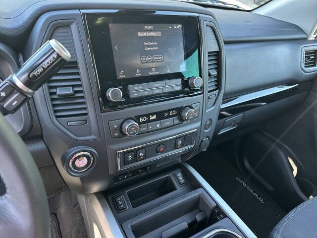 2024 Nissan Titan SV