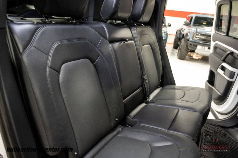 2023 Land Rover Defender 110 S