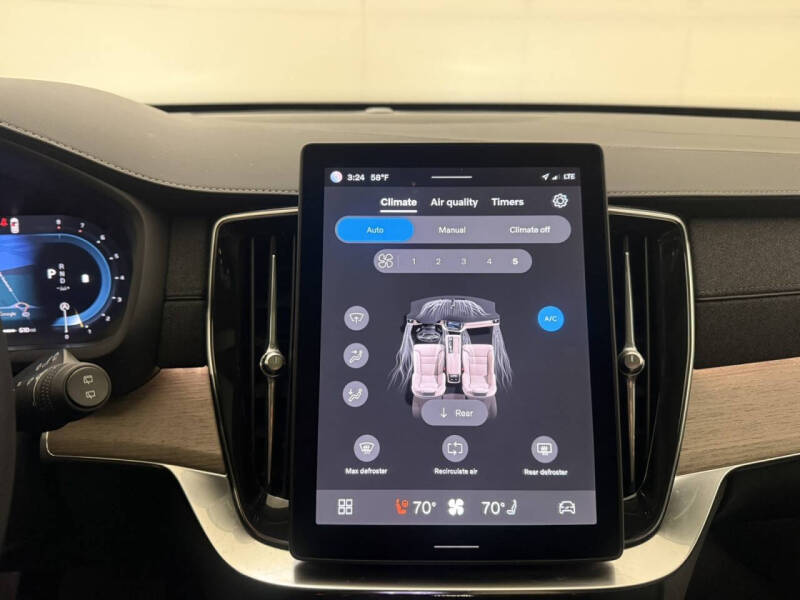 2025 Volvo XC90 B5 Plus Bright Theme 7P